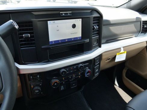 Used 2026 Ford F450 XLT w/ 360-Degree Camera Package AWD/4WD image 16