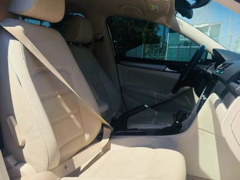 Used 2014 Volkswagen Passat TDI SE FWD image 11