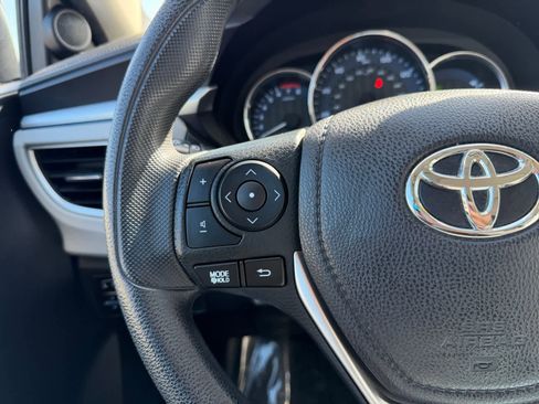 Used 2016 Toyota Corolla LE FWD image 22
