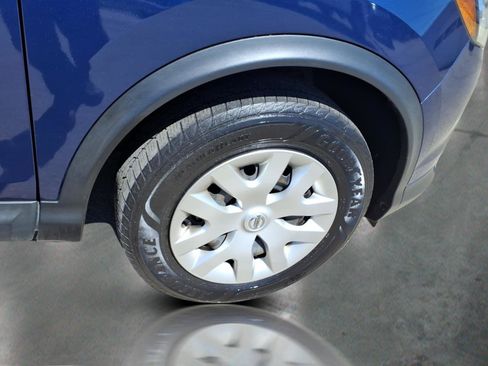 Used 2019 Nissan Rogue Sport S image 10