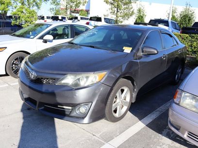 Used 2014 Toyota Camry SE