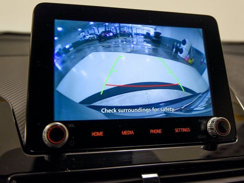 Used 2024 Mitsubishi Eclipse Cross LE image 19