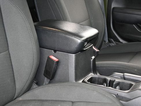 Used 2021 Jeep Wrangler Unlimited Sport image 40