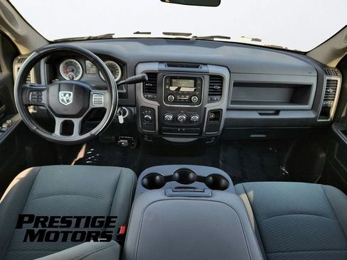 Used 2017 RAM 1500 ST w/ SXT Appearance Group AWD/4WD image 16