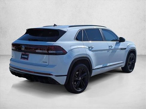 New 2026 Volkswagen Atlas Cross Sport SEL R-Line AWD/4WD image 5