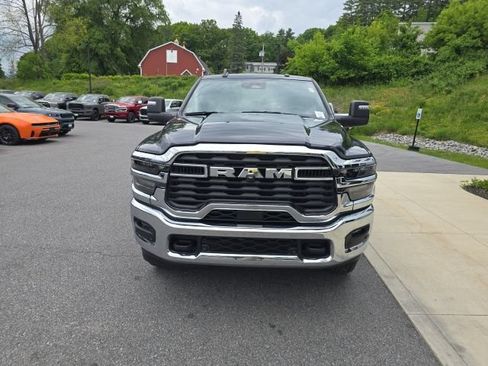 Certified 2026 RAM 2500 Big Horn AWD/4WD image 2