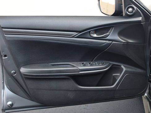 Used 2018 Honda Civic Sport Touring image 12