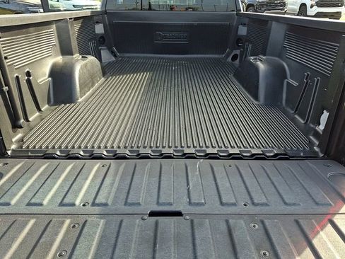 Used 2024 GMC Sierra 1500 Pro w/ Pro Value Package image 28