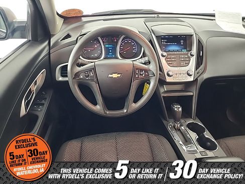 Used 2017 Chevrolet Equinox LS image 19