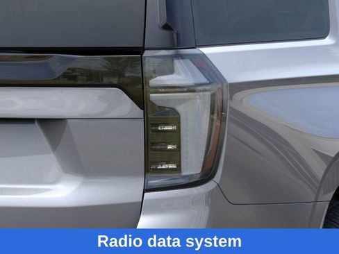 New 2026 Chevrolet Suburban High Country image 12