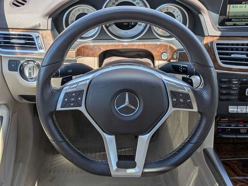 Used 2014 Mercedes-Benz E 350 4MATIC Sedan image 22