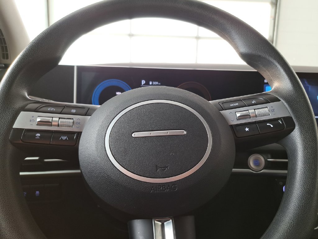 Used 2025 Hyundai Tucson SEL FWD image 11
