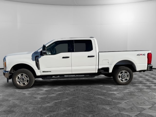 Used 2025 Ford F250 XLT AWD/4WD image 2