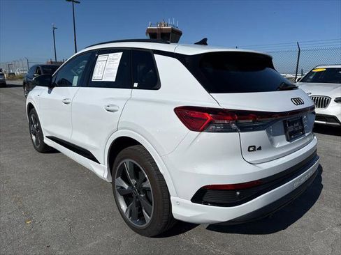 Used 2024 Audi Q4 e-tron Premium Plus w/ Premium Plus AWD/4WD image 4