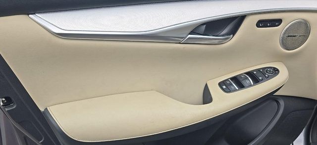 Used 2022 INFINITI QX50 Essential AWD/4WD image 12