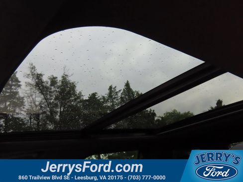 Used 2025 Ford Expedition Tremor AWD/4WD image 29