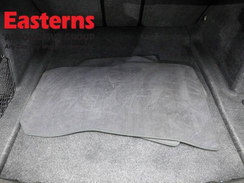 Used 2023 BMW 330i Sedan w/ M Sport Package RWD image 9