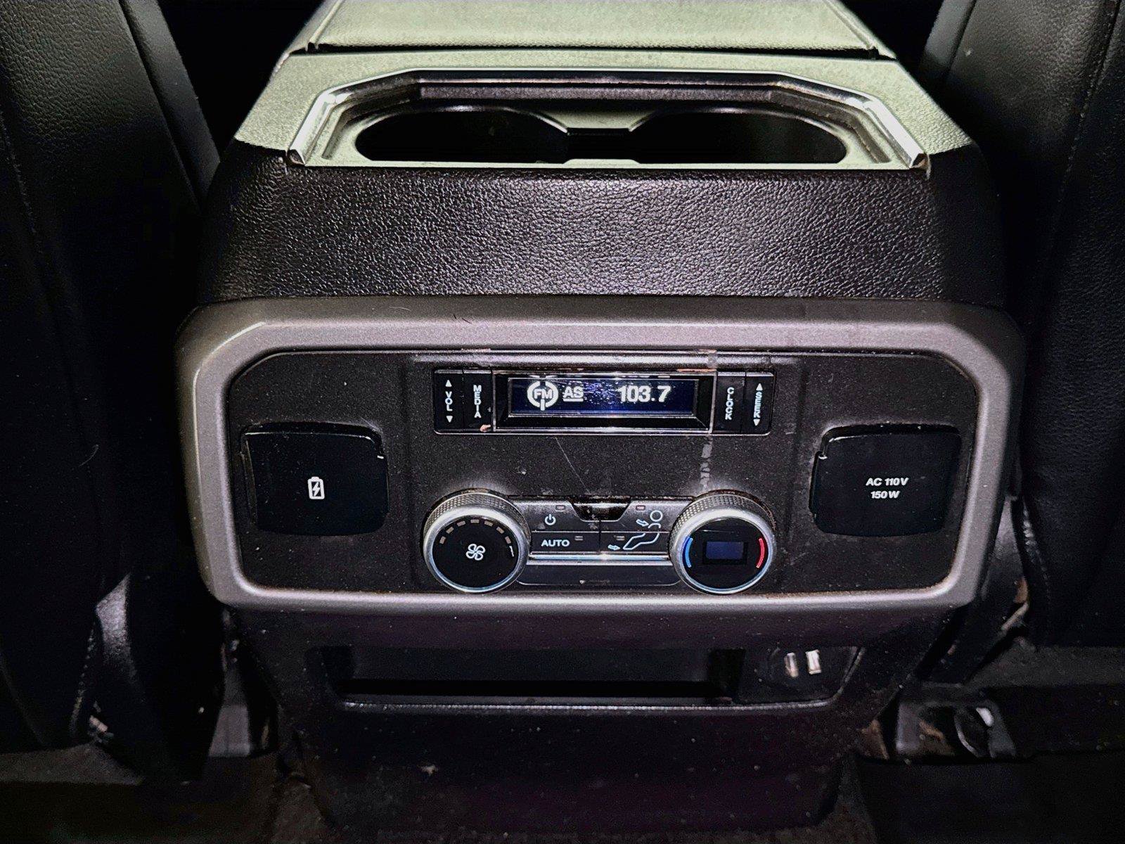 Used 2019 Ford Expedition Max XLT w/ Equipment Group 202A AWD/4WD image 24