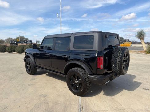 Used 2024 Ford Bronco Black Diamond image 12