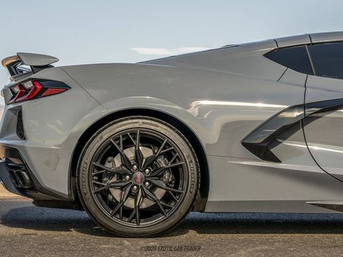 Used 2025 Chevrolet Corvette Stingray Premium Cpe w/ Z51 Performance Package RWD image 10