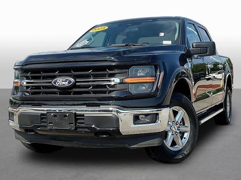 Used 2025 Ford F150 XLT w/ Equipment Group 301A Standard AWD/4WD image 3
