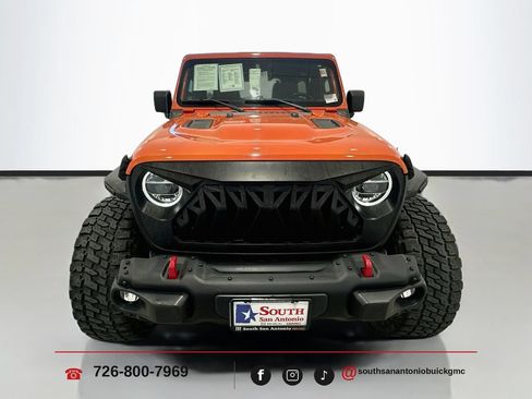 Used 2020 Jeep Wrangler Unlimited Rubicon AWD/4WD image 2