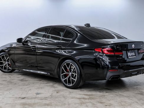 Used 2023 BMW M550i xDrive w/ Executive Package image 9