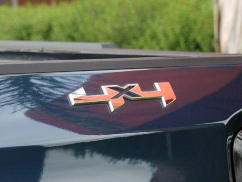 Used 2021 GMC Sierra 1500 SLE w/ Driver Alert Package I image 42