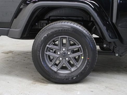 New 2026 Jeep Gladiator Sport image 29