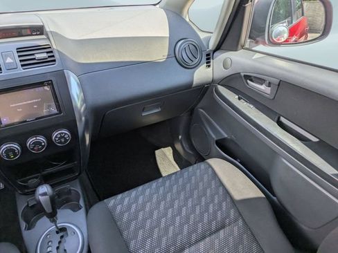 Used 2008 Suzuki SX4 AWD Hatchback image 18