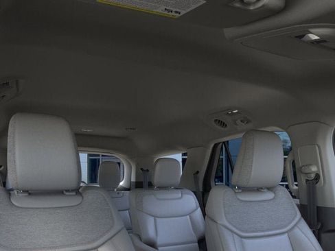 New 2026 Ford Explorer Active w/ Active Comfort Package AWD/4WD image 22