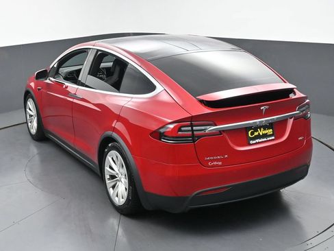 Used 2016 Tesla Model X 90D AWD/4WD image 2