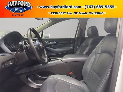 Used 2019 Buick Enclave Essence AWD/4WD image 12