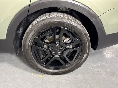 Used 2025 Kia Telluride EX X-Line image 35