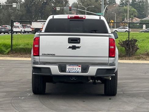 Used 2020 Chevrolet Colorado LT w/ Colorado RST Special Edition image 5