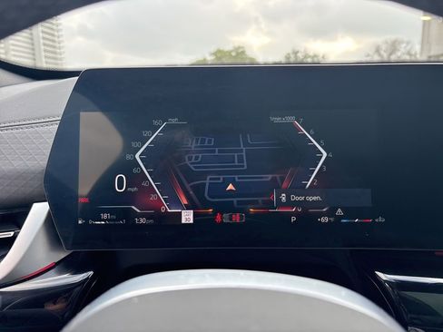 Used 2025 BMW X2 xDrive28i w/ Convenience Package image 22