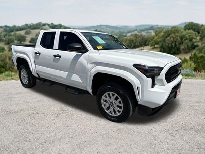 Used 2025 Toyota Tacoma SR