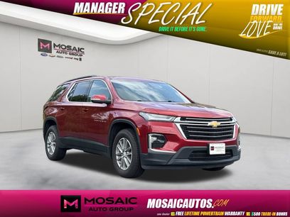 Used 2023 Chevrolet Traverse LT