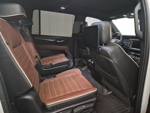 Used 2023 GMC Yukon XL Denali Ultimate image 26