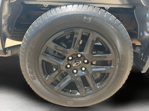Used 2021 Chevrolet Silverado 1500 Custom w/ Rally Edition AWD/4WD image 9