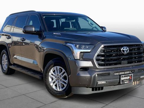 Used 2024 Toyota Sequoia SR5 image 2