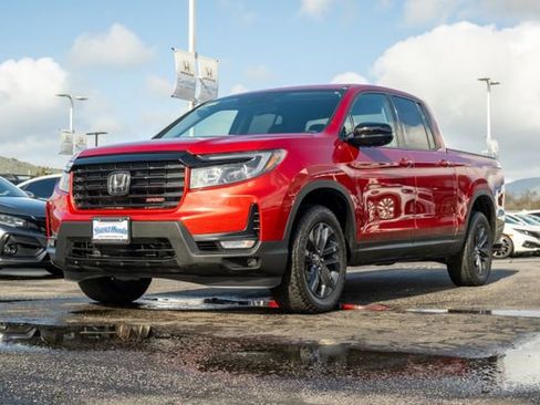 Certified 2023 Honda Ridgeline Sport image 1