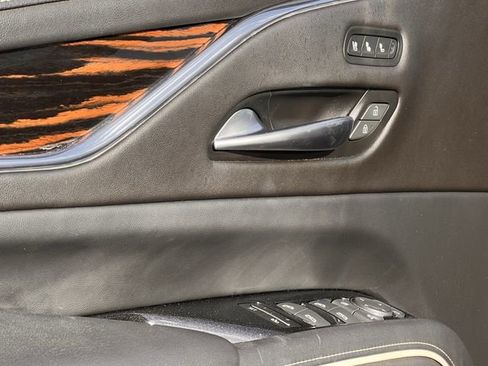Certified 2024 Cadillac Escalade Premium Luxury image 24