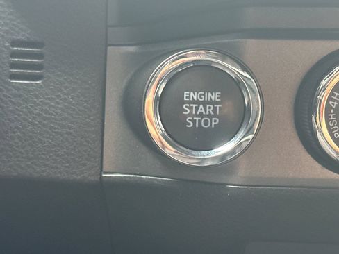 Used 2023 Toyota Tacoma TRD Off-Road image 27