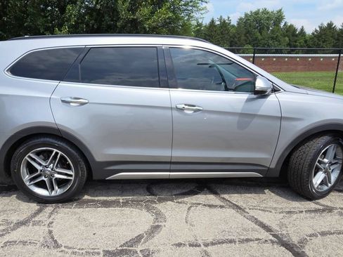 Used 2019 Hyundai Santa Fe XL FWD image 9