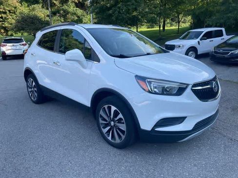 Used 2021 Buick Encore Preferred AWD/4WD image 7