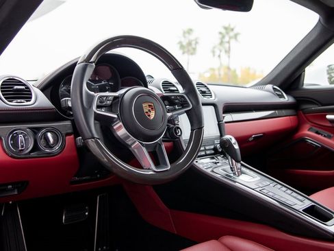 Certified 2025 Porsche 718 Cayman GT4 image 24