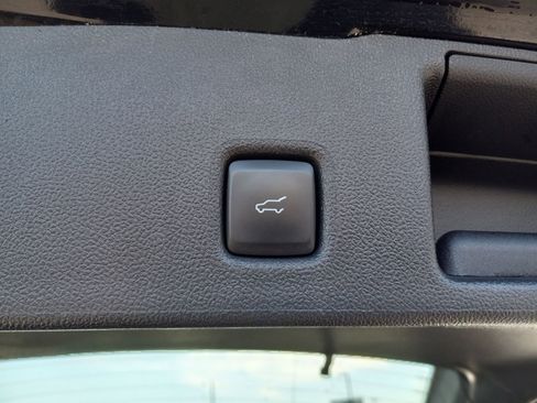 Used 2024 Ford Escape ST-Line image 13