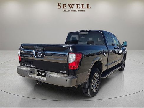 Used 2018 Nissan Titan Platinum Reserve w/ Platinum Utility Package image 4