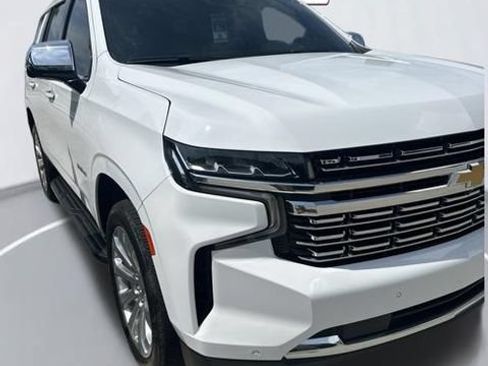 Used 2024 Chevrolet Tahoe Premier w/ Premium Package AWD/4WD image 3